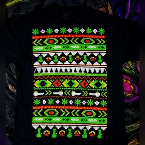 M - Spencer's Cannabis Love Xmas Tee